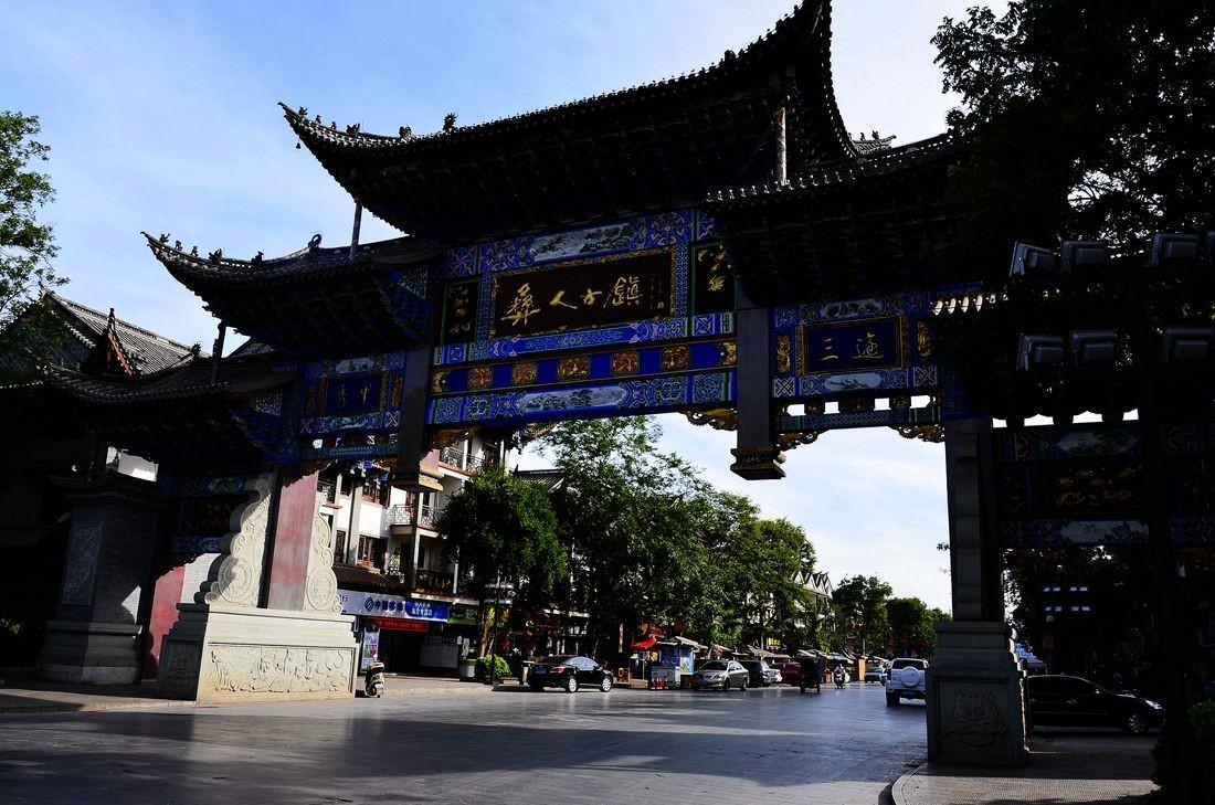 续集《二十不惑2》播出后，收视和口碑节节攀升，为影视创作带来哪些启示？游戏画面